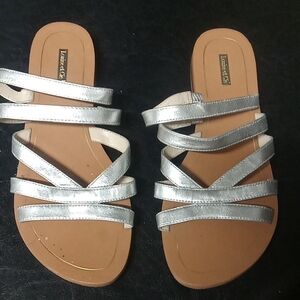Louis et Cie,  Silver Women's Sandals